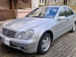 Silber Gebraucht 2001 Mercedes 190 Classic Limousine | 2.200 €