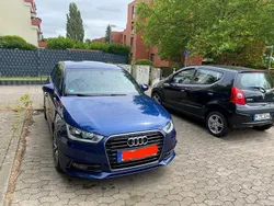 Blau Gebraucht 2015 Audi A1 Sportback Kleinwagen | 10.400 € (Fairer Preis)