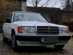 Weiß Gebraucht 1990 Mercedes 190 Limousine | 1.500 €