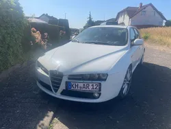 Weiß Gebraucht 2010 Alfa Romeo 159 Turismo Kombi | 6.800 € (Etwas zu teuer)