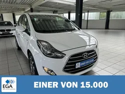 Weiß Gebraucht 2018 Hyundai ix20 Space Van / Kleinbus | 10.460 € (Fairer Preis)