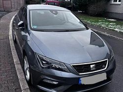 Grau Gebraucht 2018 Seat Leon FR Limousine | 17.200 € (Etwas zu teuer)