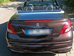 Schwarz Gebraucht 2013 Peugeot 207 CC Allure Cabrio | 6.950 € (Teuer)