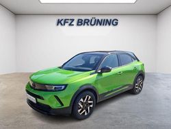 Matcha grün metallic / dac (metallic) Gebraucht 2023 Opel Mokka-e SUV | 19.680 € (Fairer Preis)