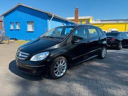 Schwarz Gebraucht 2006 Mercedes B170 Van / Kleinbus | 4.450 € (Guter Preis)