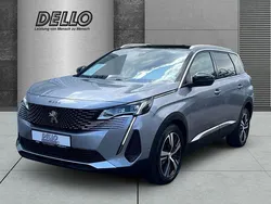 Grau Gebraucht 2023 Peugeot 5008 GT Van / Kleinbus | 34.990 € (Teuer)