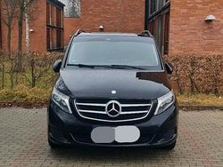 Schwarz Gebraucht 2016 Mercedes 190 Limousine | 29.990 €