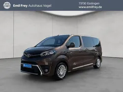 Braun Gebraucht 2023 Toyota Proace Verso Kombi | 43.840 € (Teuer)