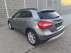 Silber Gebraucht 2014 Mercedes GLA200 Style SUV | 16.350 € (Fairer Preis)