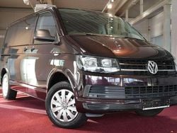 Blackberry metallic Gebraucht 2017 VW Multivan Trendline Van | 21.999 € (Superpreis)