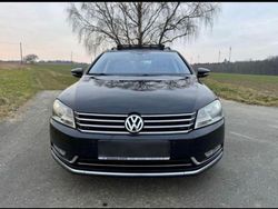 Schwarz Gebraucht 2012 VW Passat Exclusive Kombi | 7.850 € (Fairer Preis)