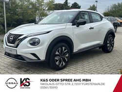 Weiss Gebraucht 2024 Nissan Juke Acenta SUV | 18.990 € (Guter Preis)