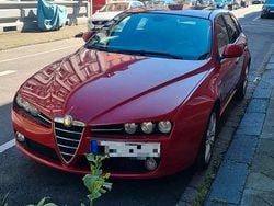 Rot Gebraucht 2012 Alfa Romeo 159 Kombi | 3.800 € (Fairer Preis)