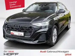 Mythosschwarz metallic Gebraucht 2025 Audi Q8 Ambiente SUV | 84.775 €