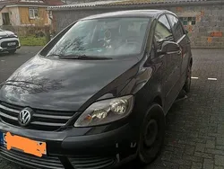 Schwarz Gebraucht 2005 VW Golf Plus Trendline Van / Kleinbus | 850 € (Guter Preis)