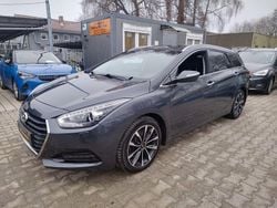 Grau Gebraucht 2017 Hyundai i40 Style Kombi | 12.700 € (Fairer Preis)