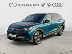 Blau Gebraucht 2024 VW Tiguan Elegance SUV | 51.880 € (Guter Preis)