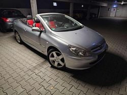 Silber Gebraucht 2004 Peugeot 307 CC Tendance Cabrio | 2.450 € (Etwas zu teuer)