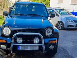 Schwarz Gebraucht 2003 Jeep Cherokee SUV | 3.499 €