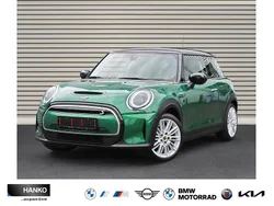 Grün Gebraucht 2021 Mini Cooper SE Kleinwagen | 17.900 € (Etwas zu teuer)