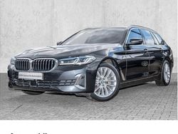 Grau Gebraucht 2021 BMW 530 Sport Line Kombi | 31.660 € (Guter Preis)