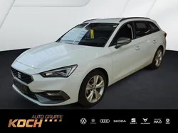 Weiß Gebraucht 2024 Seat Leon FR-Line Limousine | 27.930 € (Fairer Preis)