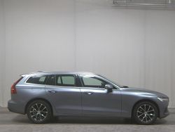 Grau Gebraucht 2019 Volvo V60 Momentum Kombi | 14.650 € (Fairer Preis)