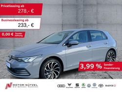 Mondsteingrau Gebraucht 2022 VW Golf VIII Life Limousine | 20.689 € (Guter Preis)