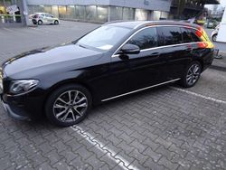 Obsidianschwarz Gebraucht 2017 Mercedes E220 Kombi | 16.500 € (Guter Preis)