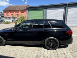 Schwarz Gebraucht 2017 Mercedes C450 AMG AMG Kombi | 32.600 € (Fairer Preis)