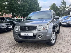 Grau Gebraucht 2008 Suzuki Grand Vitara Comfort+ SUV | 5.900 € (Guter Preis)