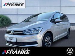 Silber Gebraucht 2023 VW Touran Move Van / Kleinbus | 29.939 € (Guter Preis)