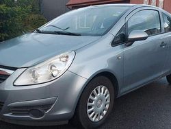 Grau Gebraucht 2009 Opel Corsa Selection Limousine | 1.750 € (Guter Preis)
