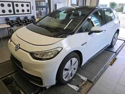 Weiss Gebraucht 2021 VW ID.3 Pro Kleinwagen | 19.925 € (Guter Preis)