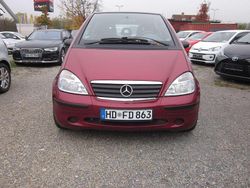 Rot Gebraucht 2000 Mercedes A140 Limousine | 1.890 € (Fairer Preis)