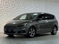 Grau Gebraucht 2015 Ford S-MAX Titanium Van / Kleinbus | 17.490 € (Teuer)