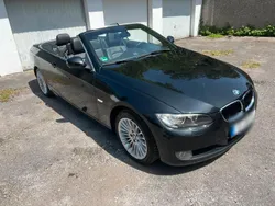 Schwarz Gebraucht 2010 BMW 320 Cabriolet Cabrio | 8.490 € (Guter Preis)