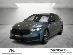 Grau Gebraucht 2024 Skoda Octavia SportLine Kombi | 35.235 € (Fairer Preis)