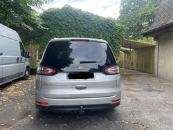 Grau Gebraucht 2017 Ford Galaxy Titanium Van / Kleinbus | 12.500 € (Teuer)