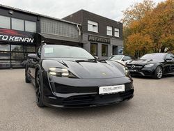 Tiefschwarz (metallic) Gebraucht 2023 Porsche Taycan Cross Turismo Limousine | 73.980 € (Fairer Preis)