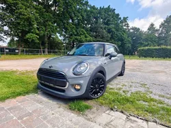 Moonwalk grey (metallic) Gebraucht 2017 Mini ONE Kleinwagen | 7.999 € (Guter Preis)