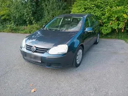 Blau Gebraucht 2005 VW Golf V Kleinwagen | 850 € (Superpreis)