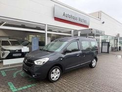 Grau "comete" Gebraucht 2018 Dacia Dokker Comfort Van | 10.490 € (Fairer Preis)