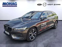 Platinum grey / metallic Neu 2025 Volvo V60 Core Kombi | 42.990 € (Superpreis)