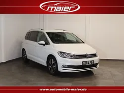 Pure white Gebraucht 2021 VW Touran Highline Van / Kleinbus | 20.800 € (Superpreis)