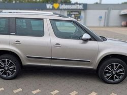 Beige Gebraucht 2015 Skoda Yeti Adventure SUV | 14.400 € (Fairer Preis)