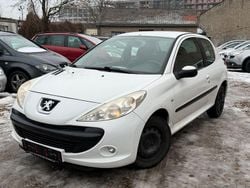 Weiß Gebraucht 2011 Peugeot 206+ Basis Kleinwagen | 1.950 € (Superpreis)