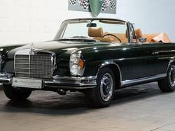 Grün Gebraucht 1970 Mercedes W111 SE Cabrio | 280.000 €