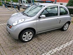 Silber Gebraucht 2003 Nissan Micra Kleinwagen | 3.180 € (Teuer)