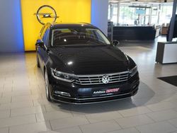 Schwarz Gebraucht 2016 VW Passat R-line Limousine | 21.990 € (Teuer)